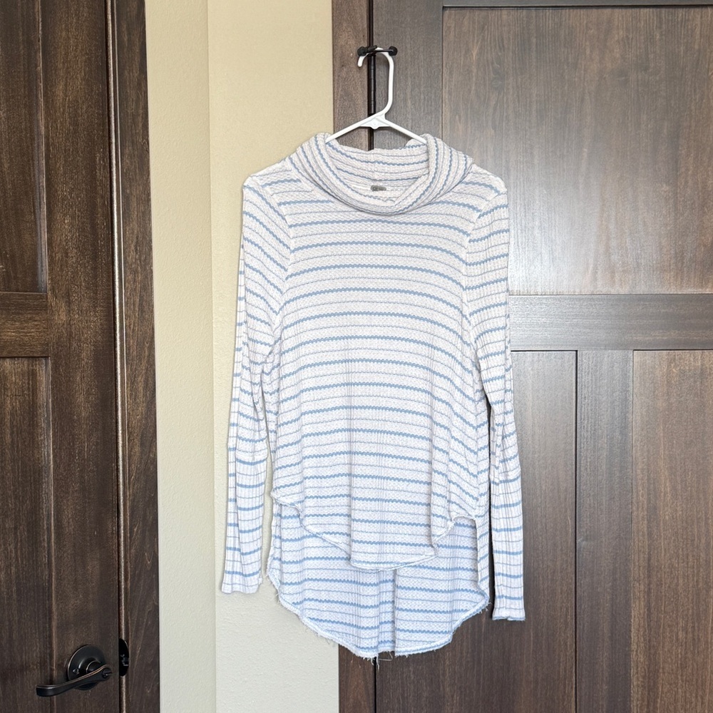 Free People We The Free Drip Thermal Cowl Neck Sweater High Low Hem Size Medium